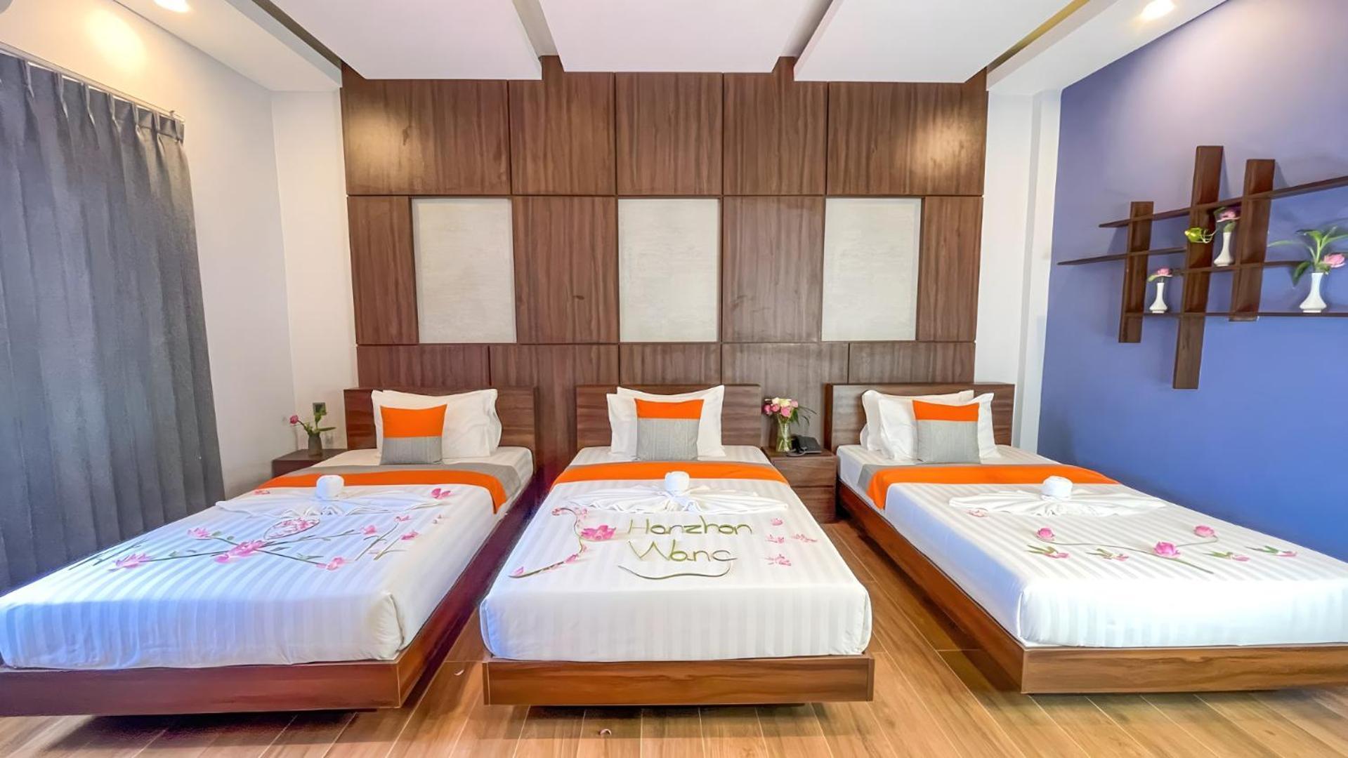 The Luxury Hotel Siem Reap Exterior photo